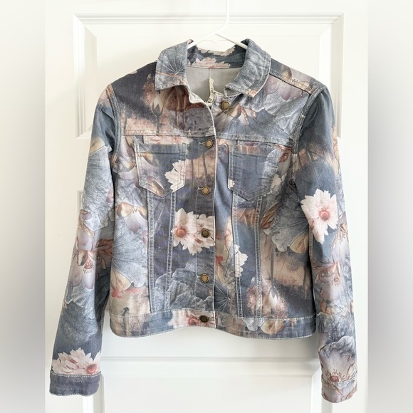 Charlie B Printed Reversible Jean Jacket - Picture 3 of 17